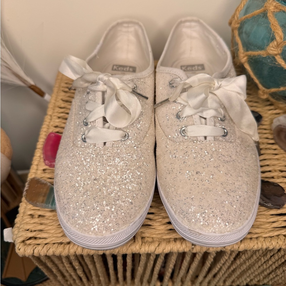 Kate Spade Womens White Glitter Lace Up Sneakers Shoes Size 6 Keds